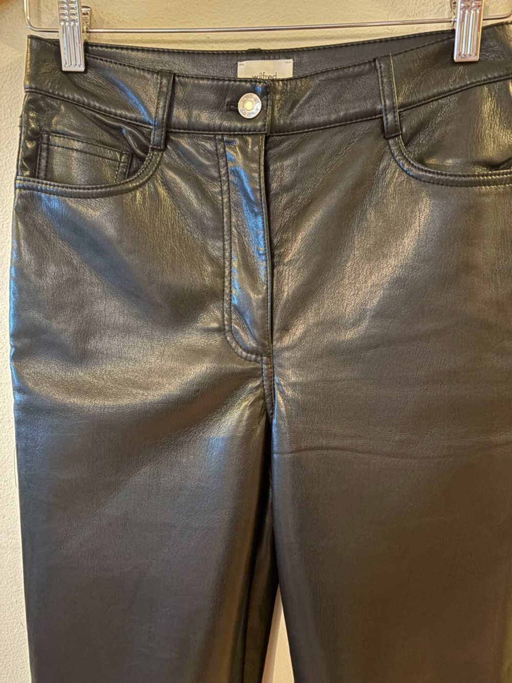 Wilfred Women’s Black Faux Leather, high rise straight leg pants Sz 4, like new! - Picture 2 of 11